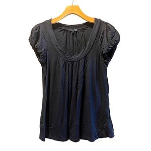 ✨Theory | Black Round Neck Cap Sleeve Top